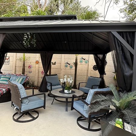 Tiny Place W Private Hot Jacuzzi 7 Min To Miami International Airport מראה חיצוני תמונה