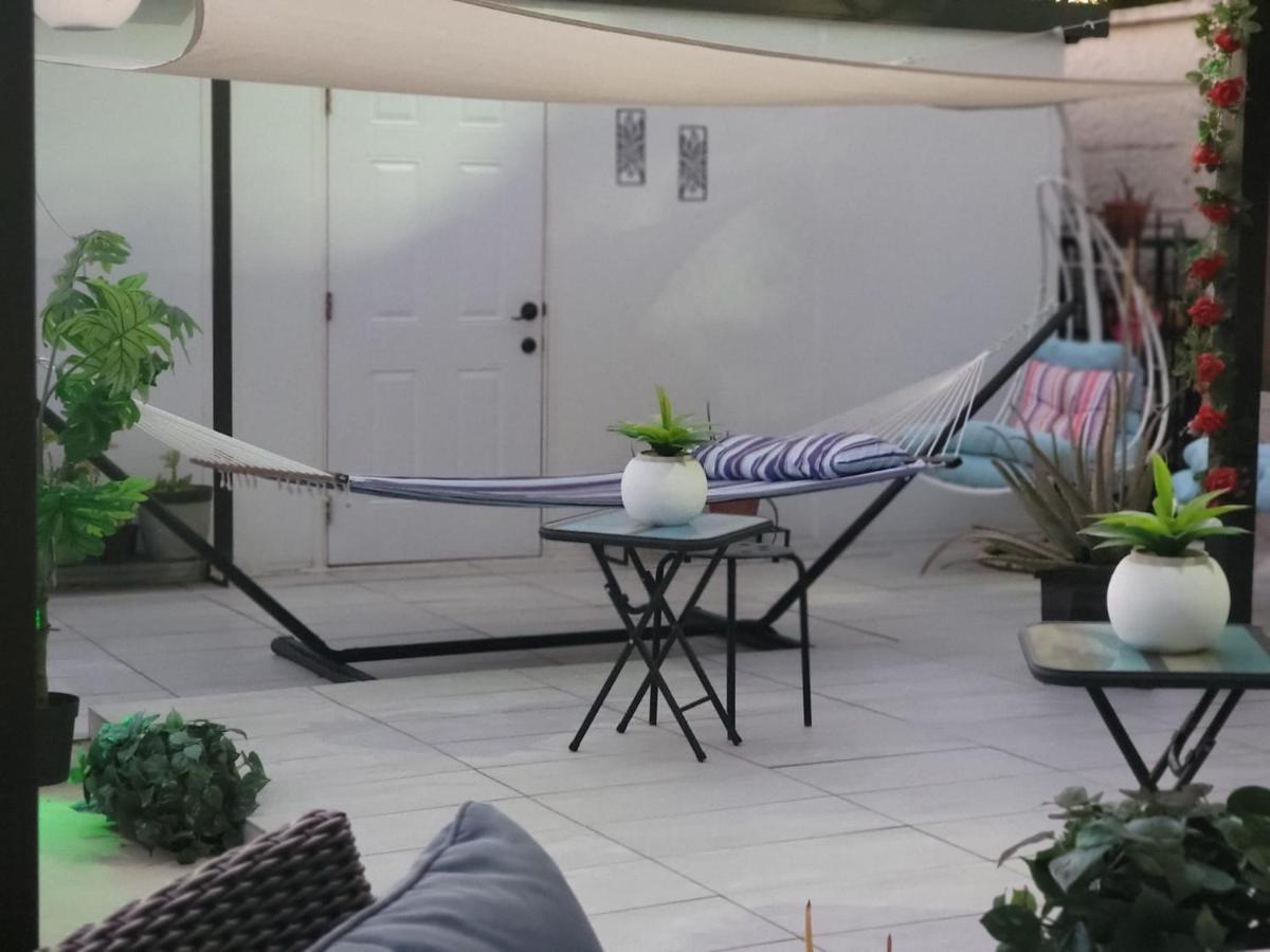 Tiny Place W Private Hot Jacuzzi 7 Min To Miami International Airport מראה חיצוני תמונה