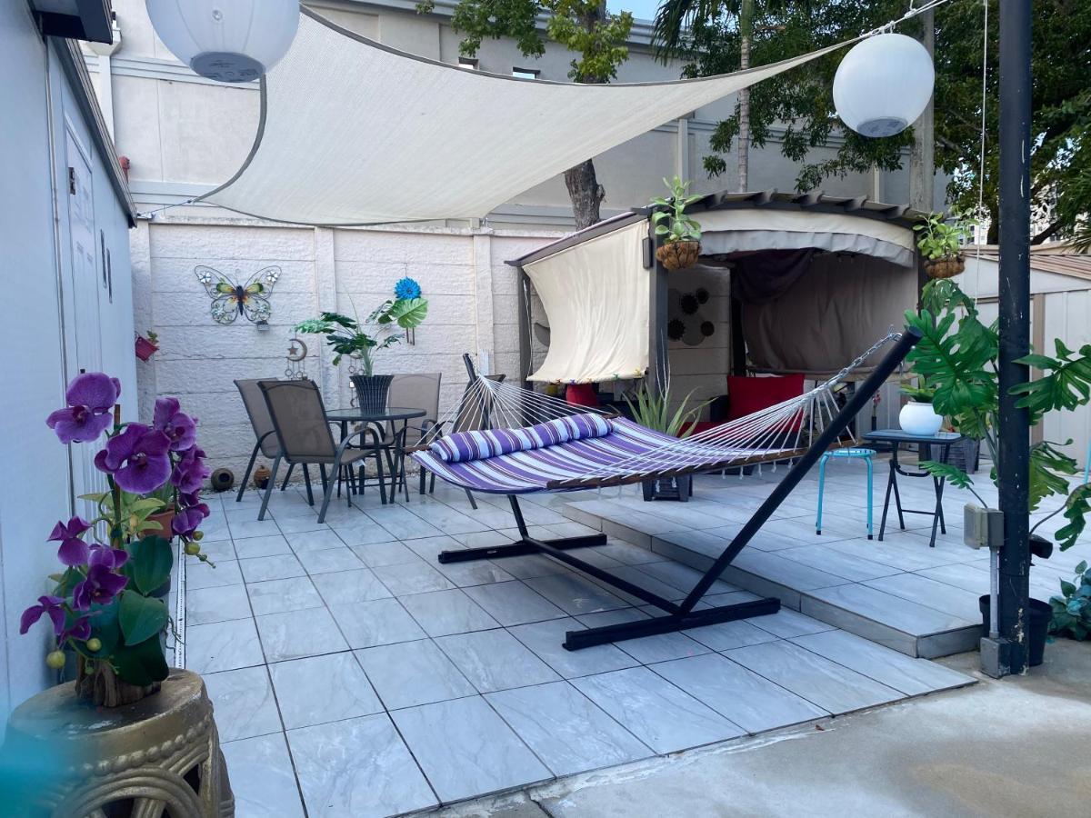 Tiny Place W Private Hot Jacuzzi 7 Min To Miami International Airport מראה חיצוני תמונה