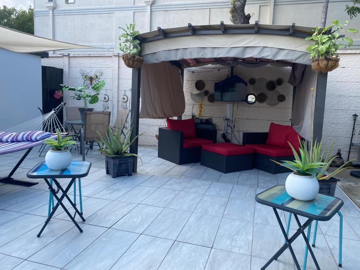 Tiny Place W Private Hot Jacuzzi 7 Min To Miami International Airport מראה חיצוני תמונה