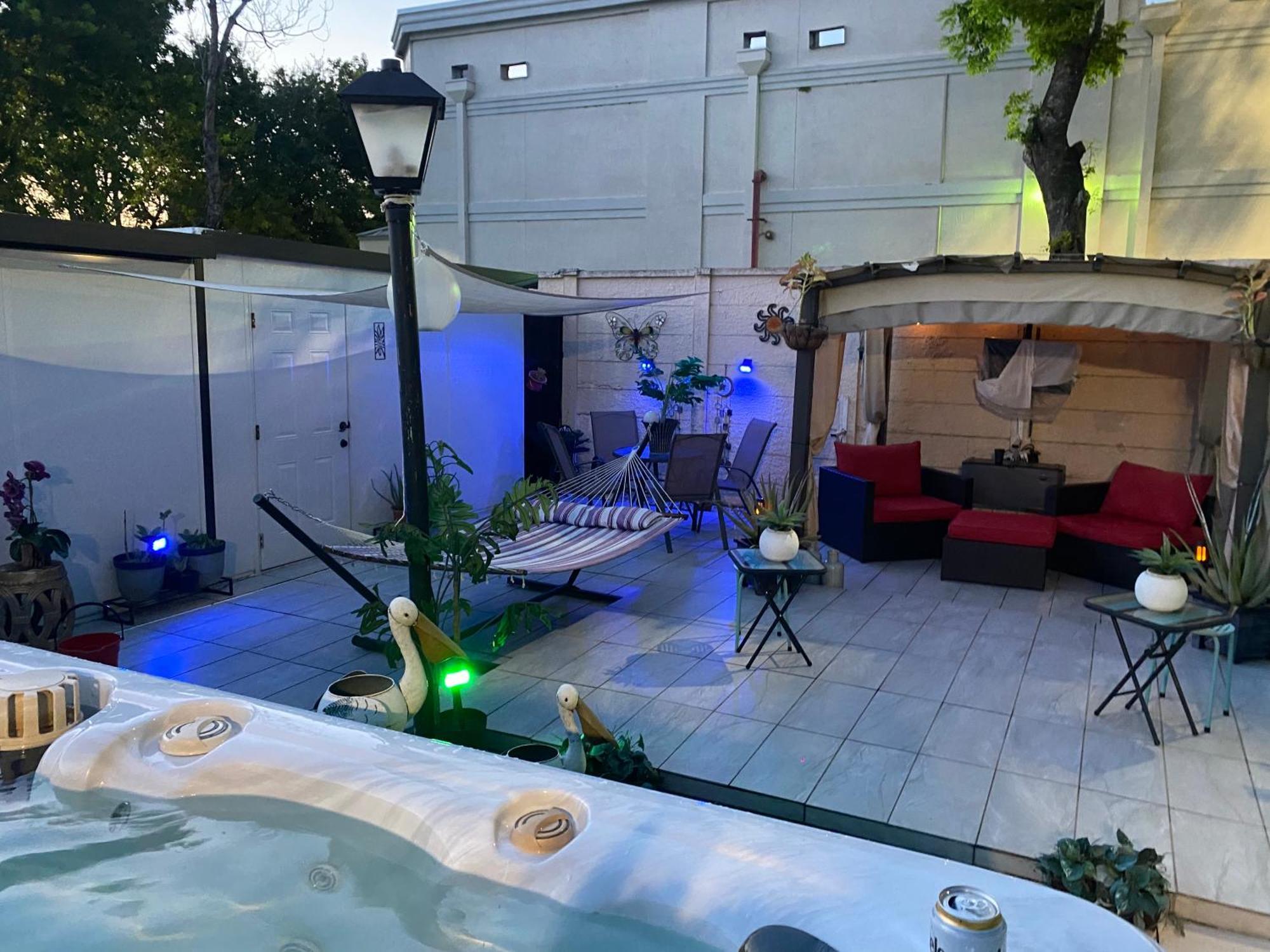 Tiny Place W Private Hot Jacuzzi 7 Min To Miami International Airport מראה חיצוני תמונה