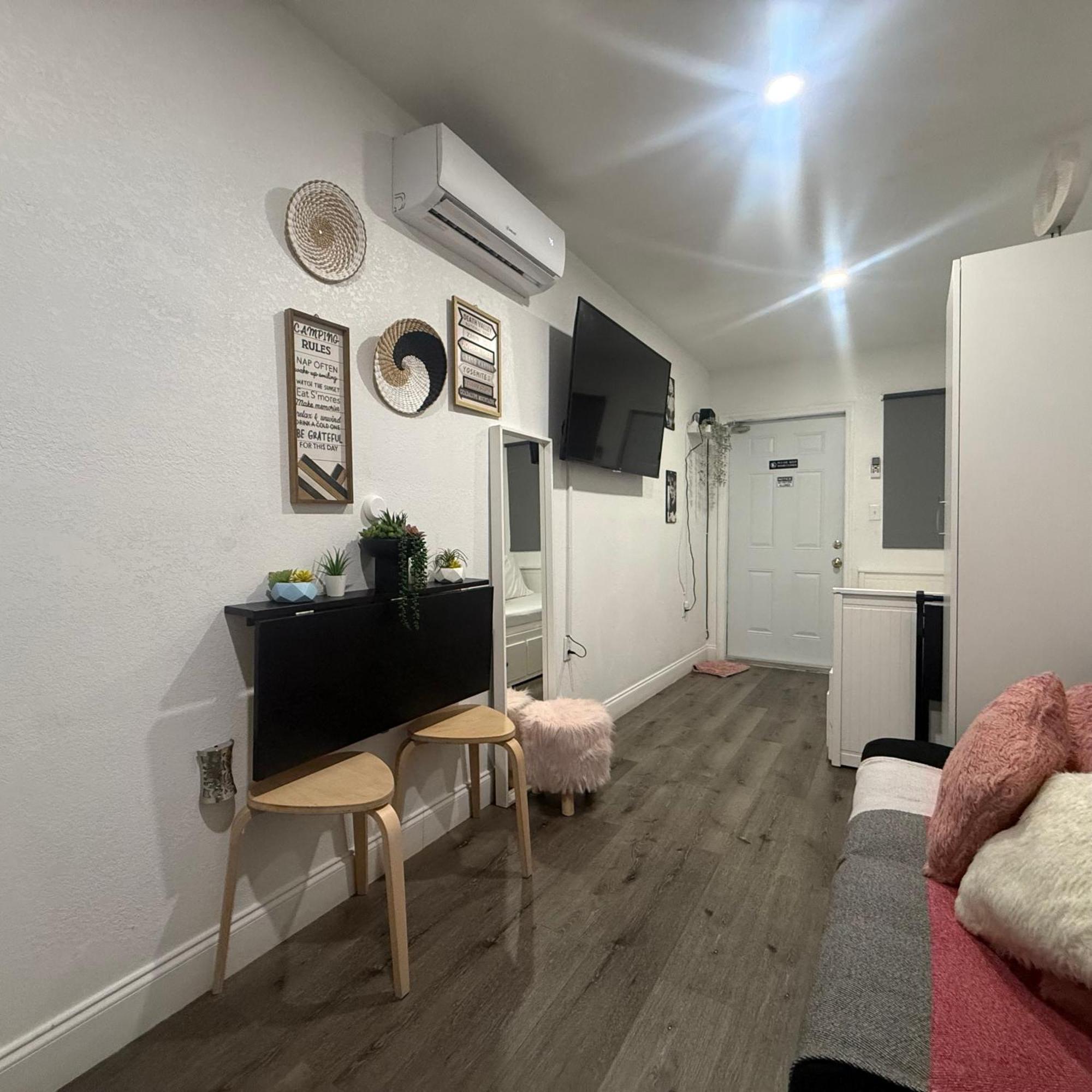 Tiny Place W Private Hot Jacuzzi 7 Min To Miami International Airport מראה חיצוני תמונה